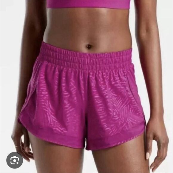 Athleta Pants - Athleta Magnolia Pink Racer Run Athletic Shorts Women’s Size Medium 4” Inseam